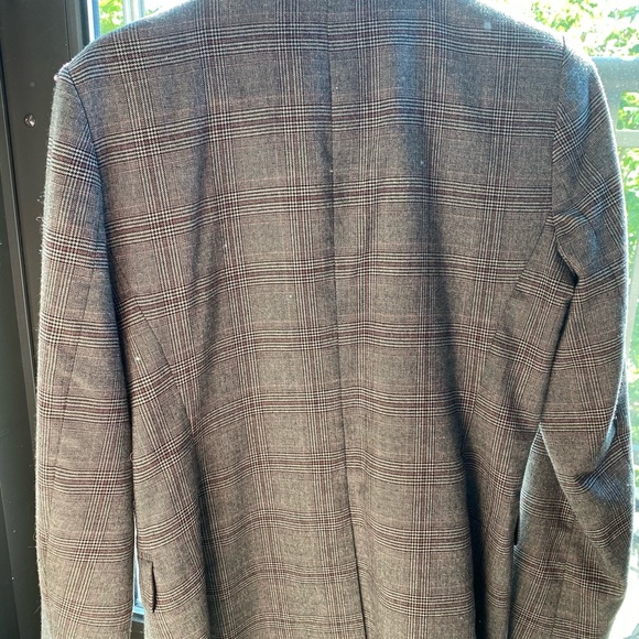 Blazer - Picture 2 of 3